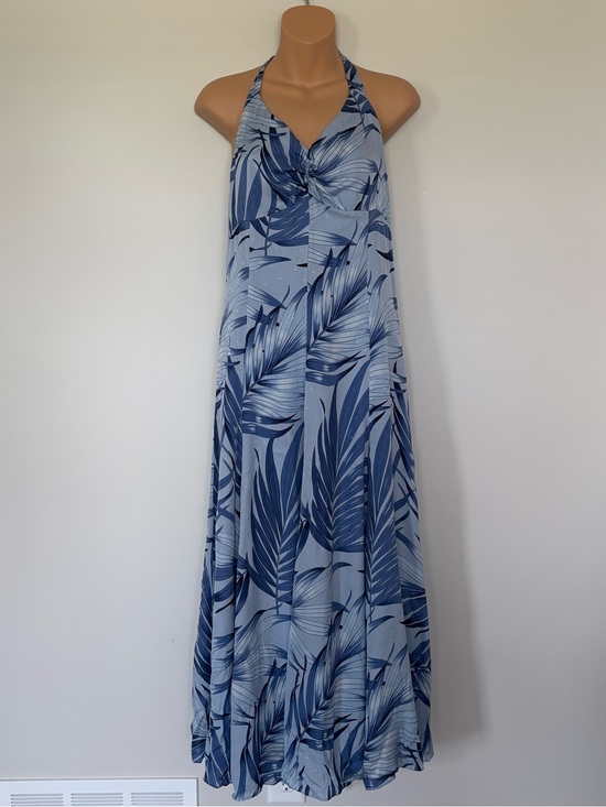 Tommy Bahama Dresses & Skirts - Tommy Bahama 100% Silk Halter Maxi Dress 8 Blue Tropical Palm Leaf Resort Wear
